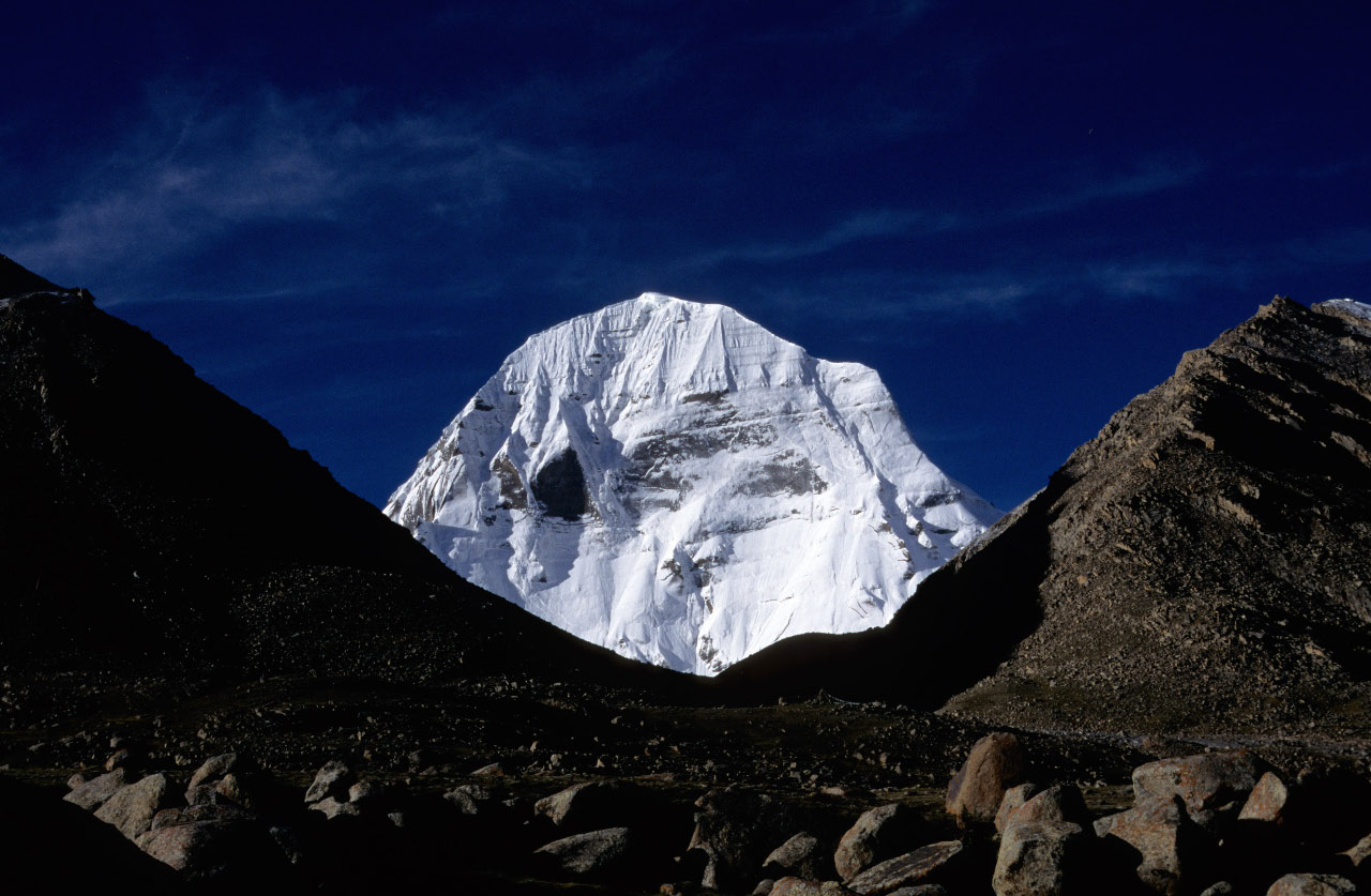 Le Mt Kailash est montagne sacrée pour la majorité des peuples d'Asie